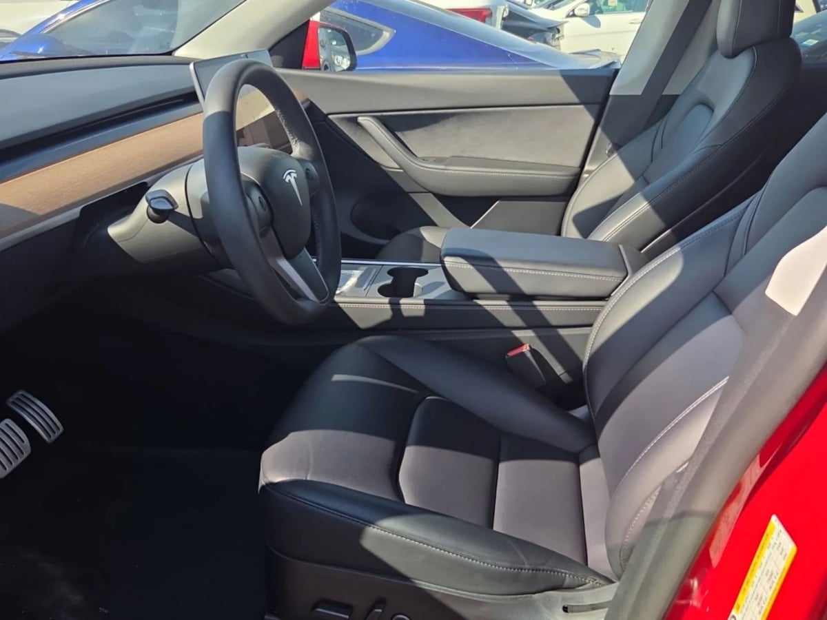 2022 Tesla Model Y Performance photo 4