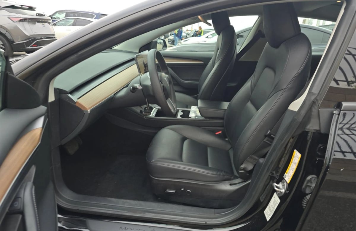2023 Tesla Model 3 Long Range photo 6