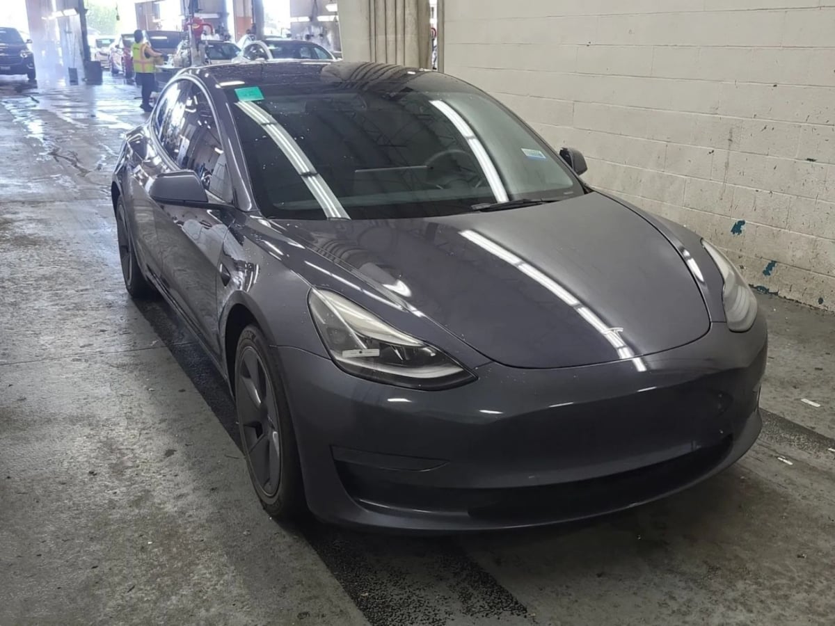 2023 Tesla Model 3 photo 5