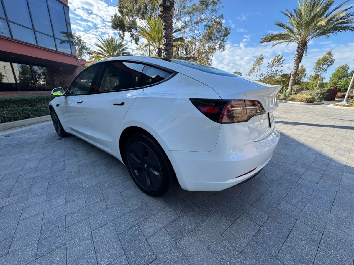 2023 Tesla Model 3 Long Range photo 4