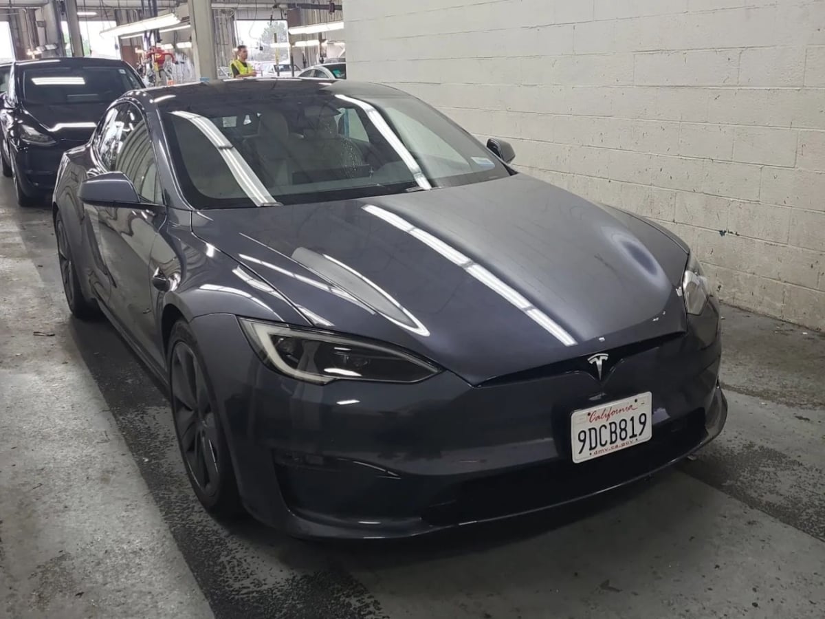 2022 Tesla Model S photo 4