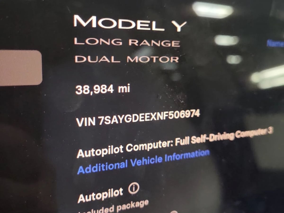2022 Tesla Model Y Long Range photo 4