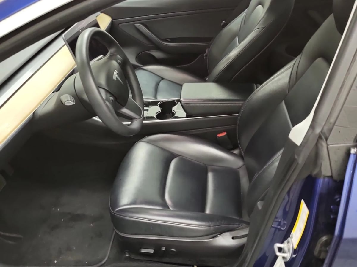 2020 Tesla Model 3 Long Range photo 2