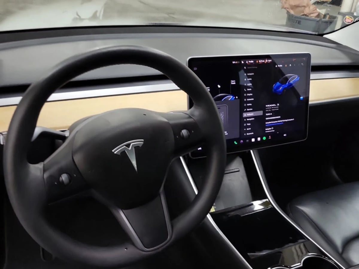 2020 Tesla Model 3 Long Range photo 3
