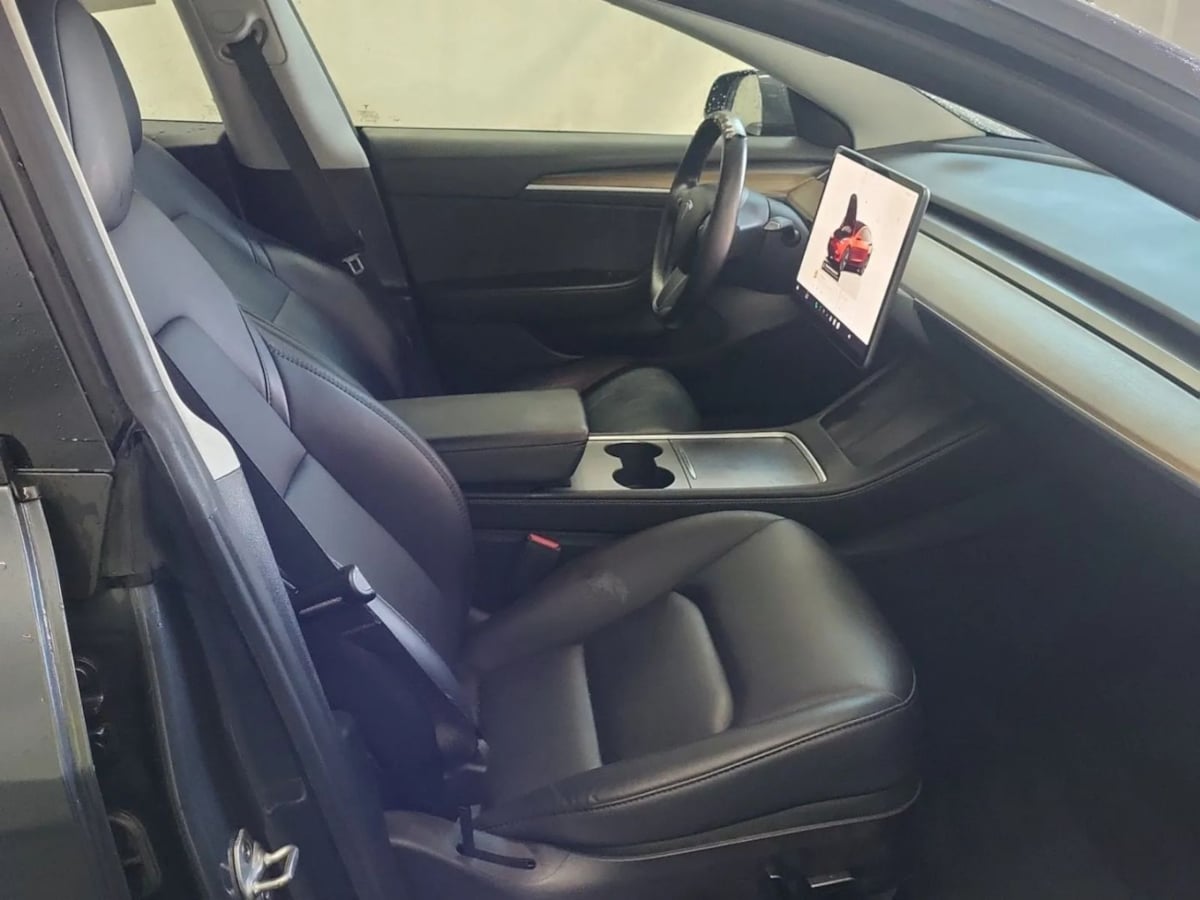 2022 Tesla Model 3 photo 4