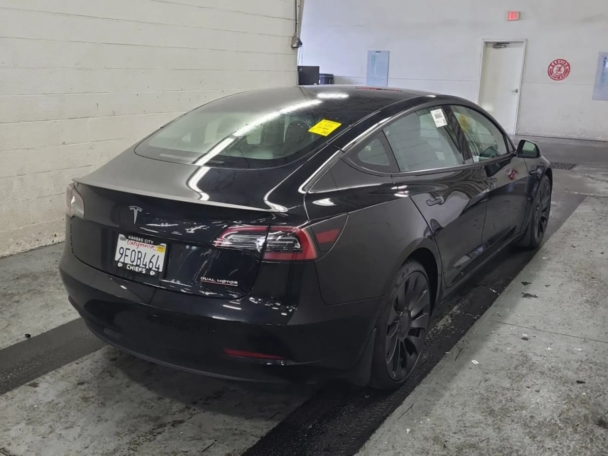 2023 Tesla Model 3 Performance photo 3