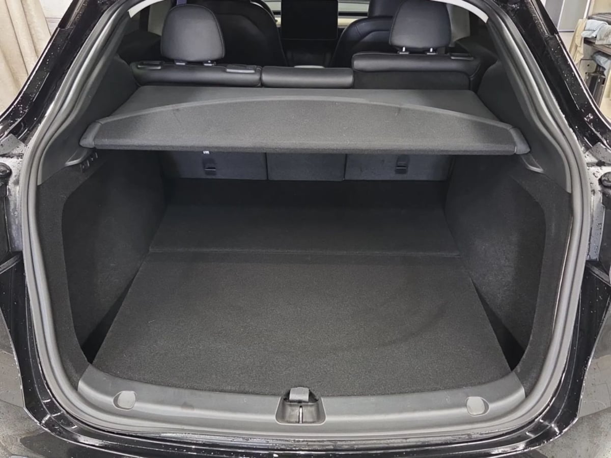 2023 Tesla Model Y Performance photo 4