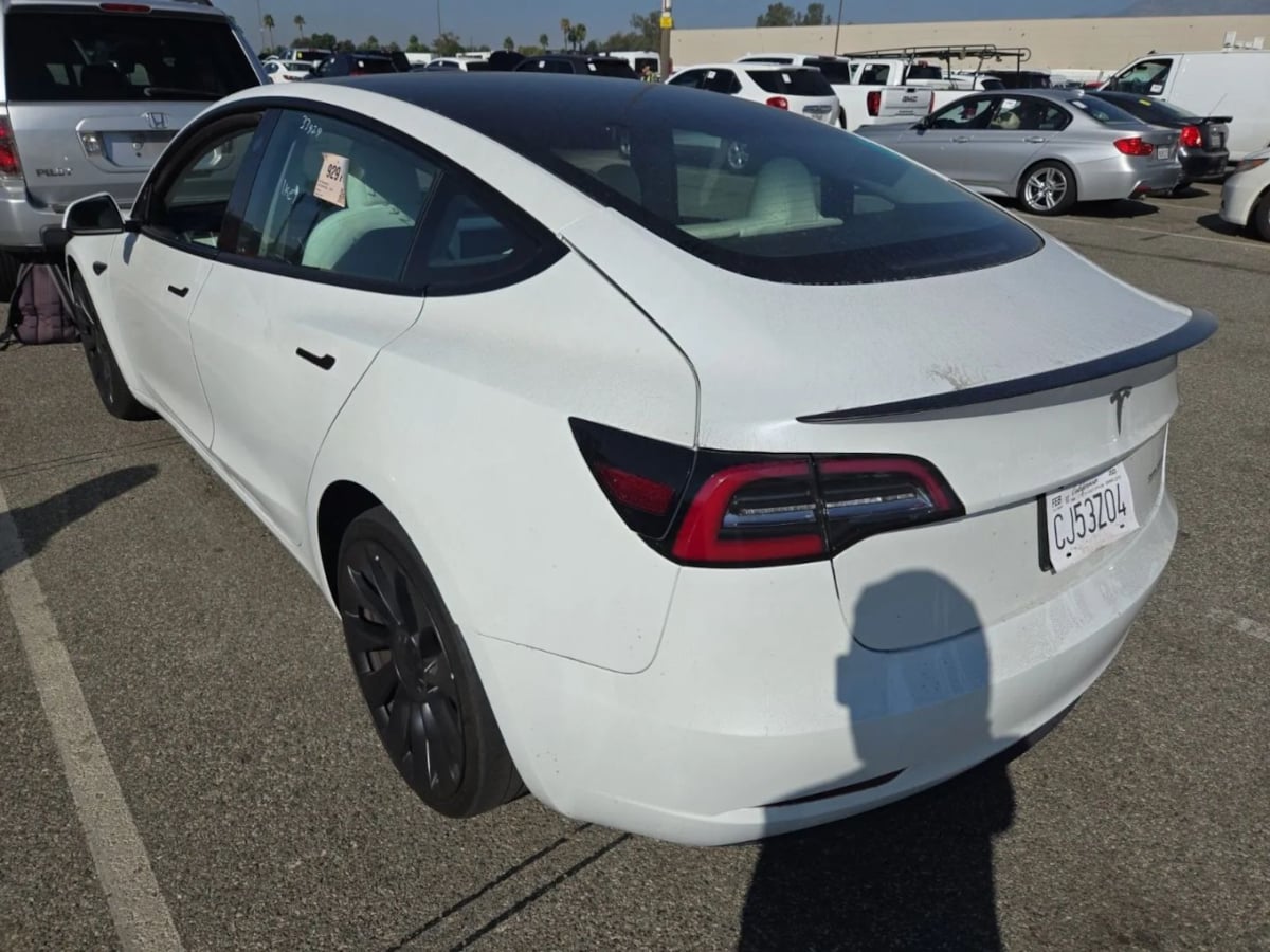 2023 Tesla Model 3 Performance photo 3