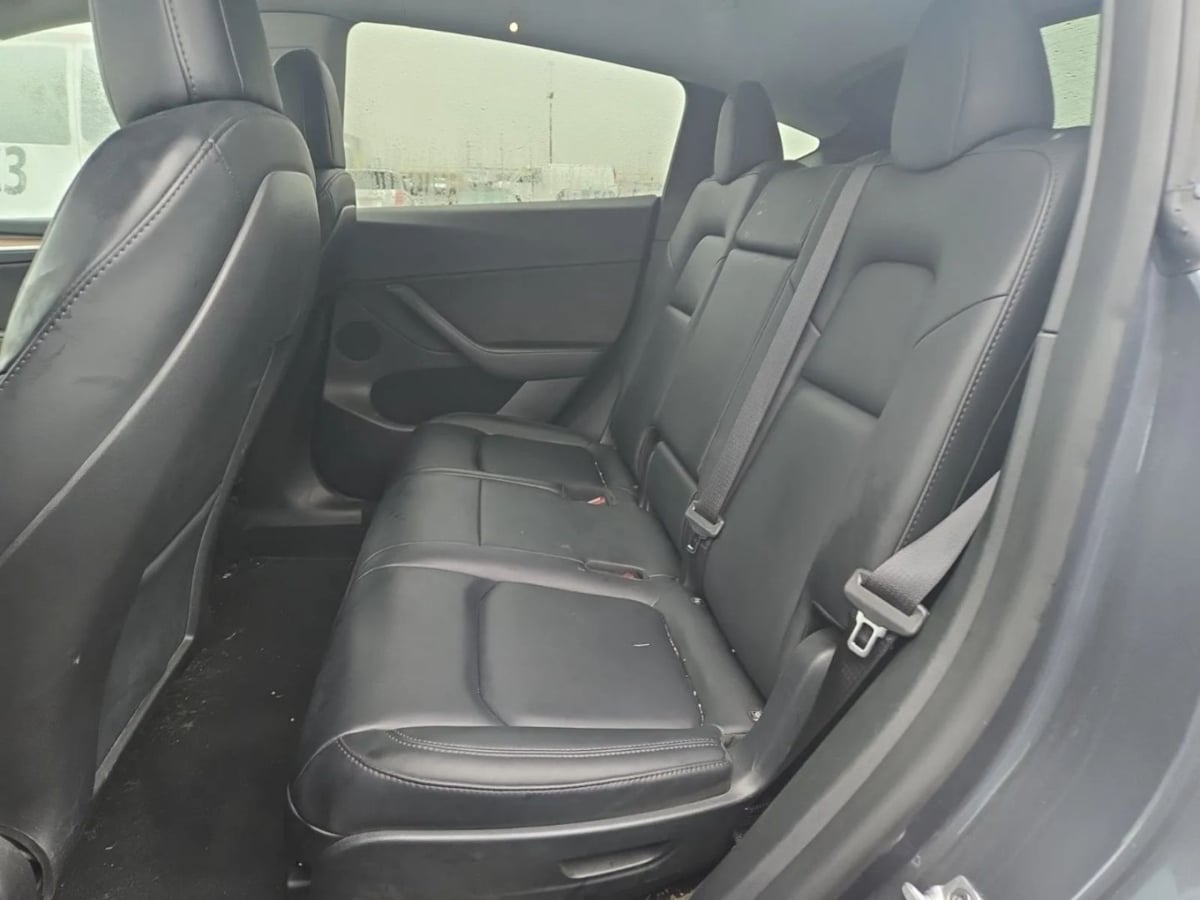 2023 Tesla Model Y Long Range photo 2