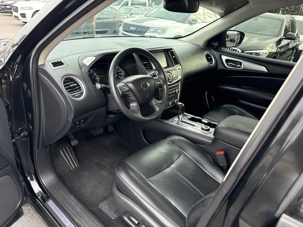 2020 Nissan Pathfinder SL - Photo 12