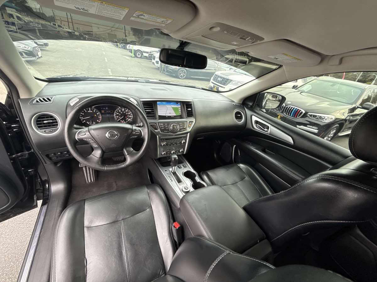 2020 Nissan Pathfinder SL - Photo 13