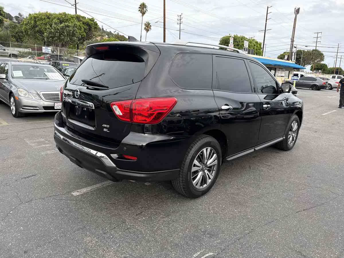 2020 Nissan Pathfinder SL - Photo 4