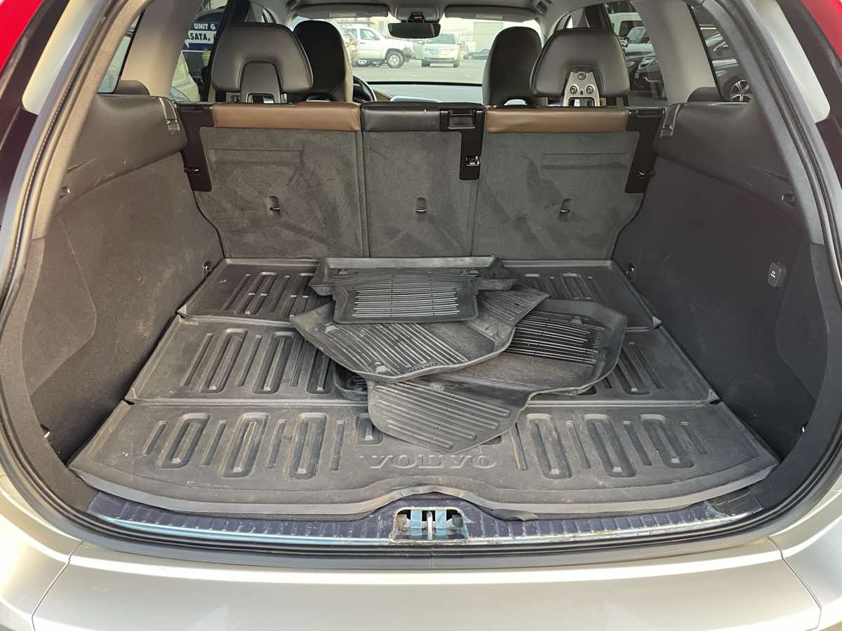2017 Volvo XC60 T6 Dynamic - Photo 9