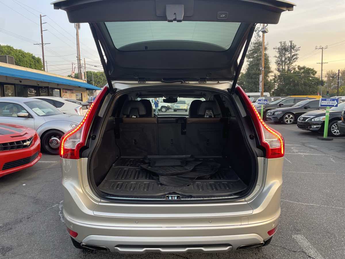 2017 Volvo XC60 T6 Dynamic - Photo 8