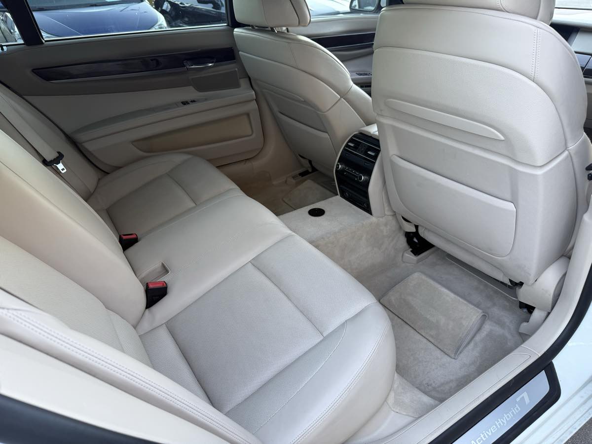 2011 BMW 7 Series ActiveHybrid - Photo 25