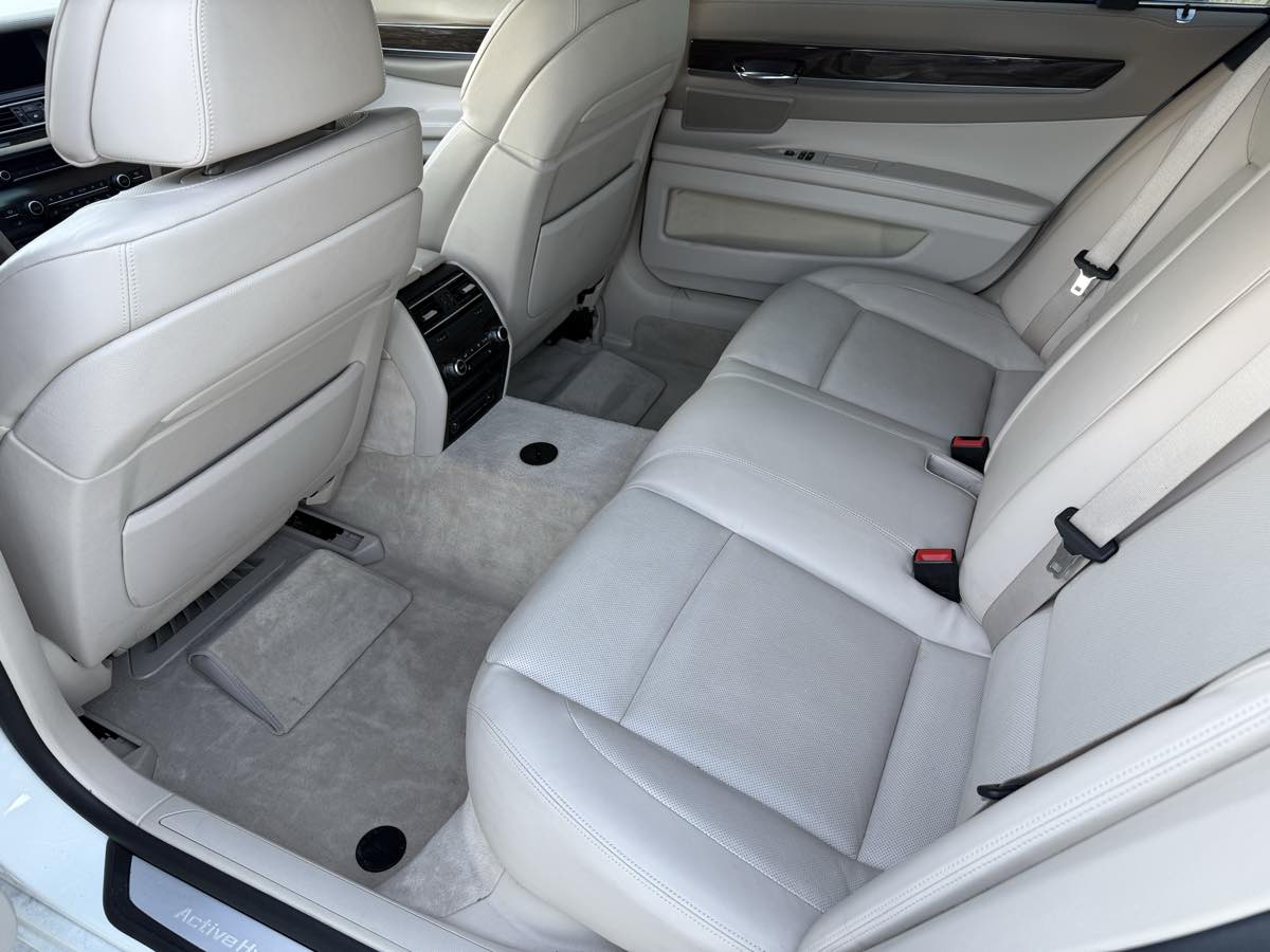 2011 BMW 7 Series ActiveHybrid - Photo 27