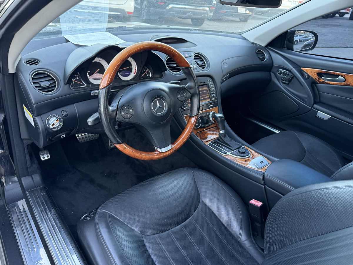 2009 Mercedes-Benz SL-Class SL550 - Photo 21