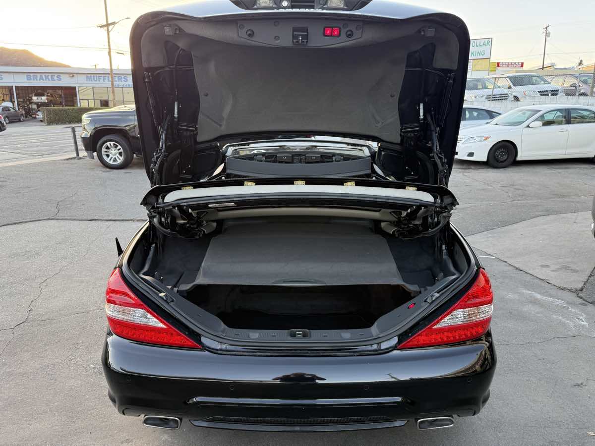 2009 Mercedes-Benz SL-Class SL550 - Photo 16