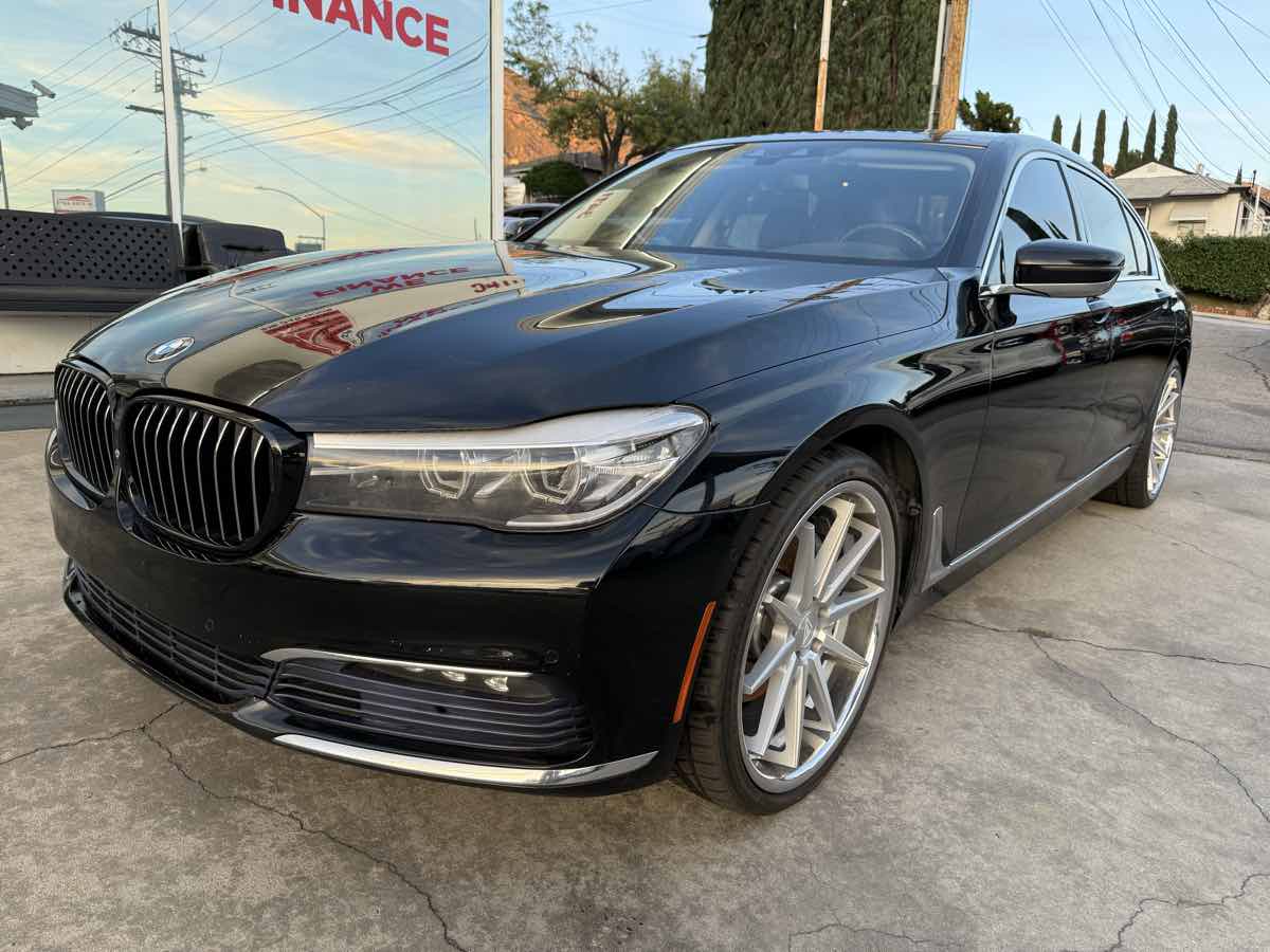 2017 BMW 7 Series 740i - Photo 4