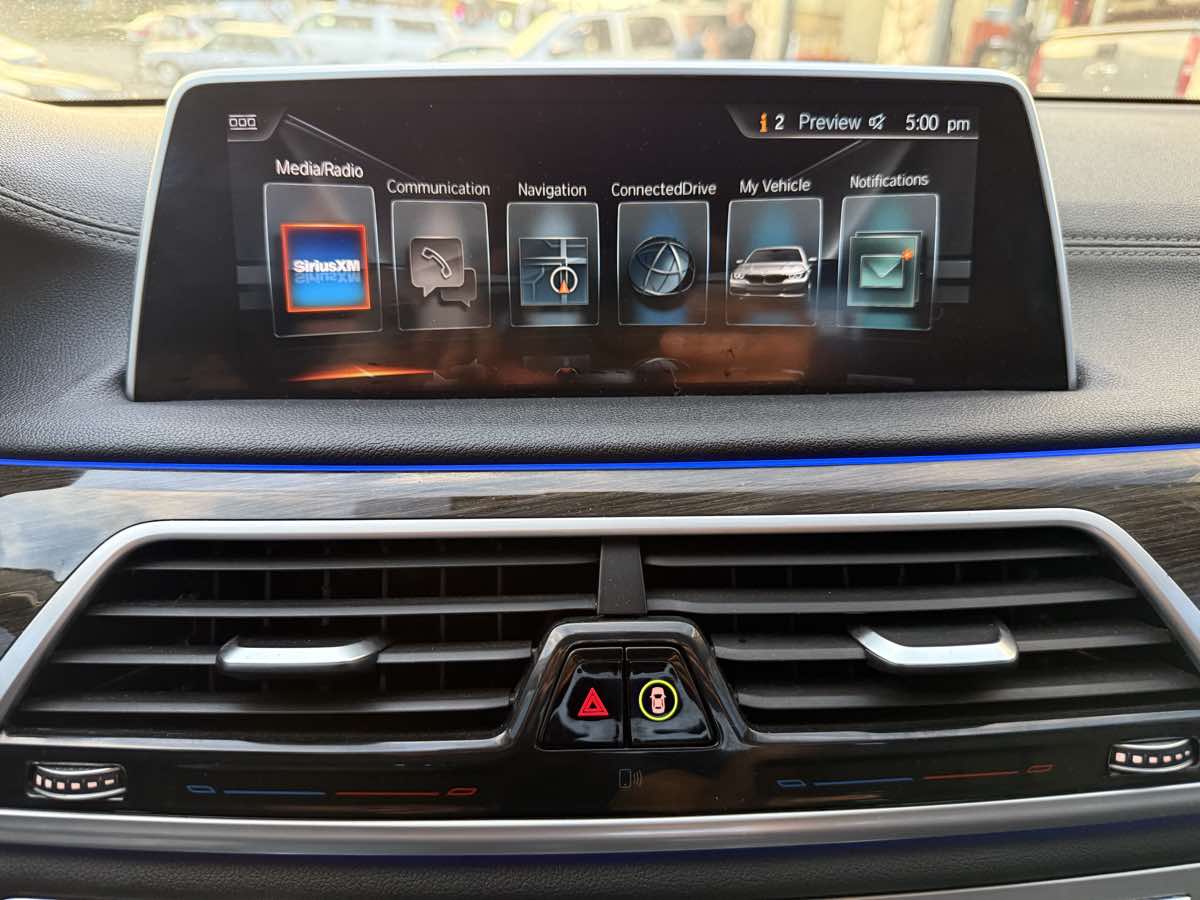 2017 BMW 7 Series 740i - Photo 22