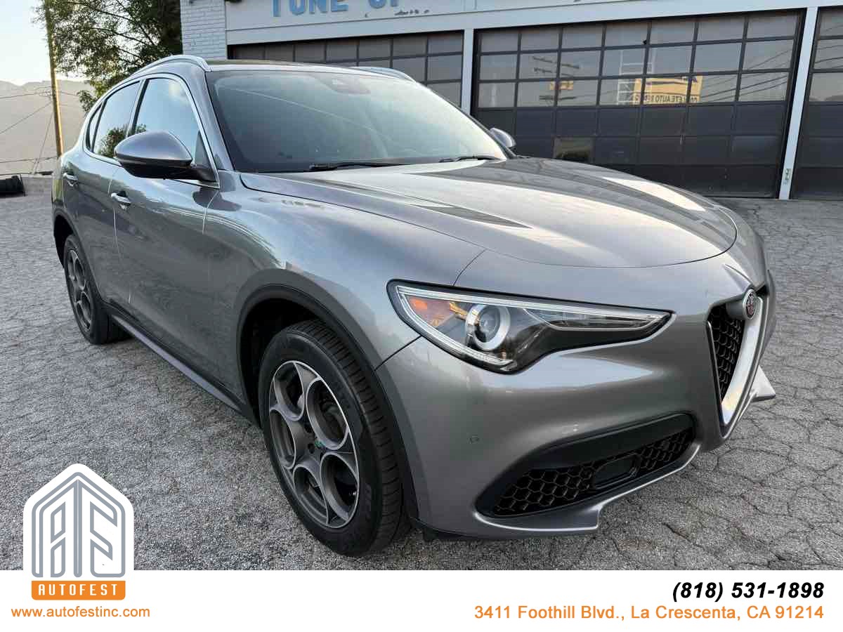 2018 Alfa Romeo Stelvio AWD's photo