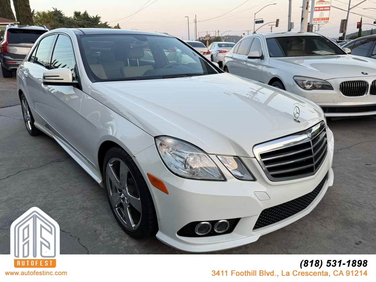 2010 Mercedes-Benz E-Class's photo