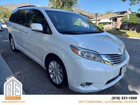 2015 Toyota Sienna XLE