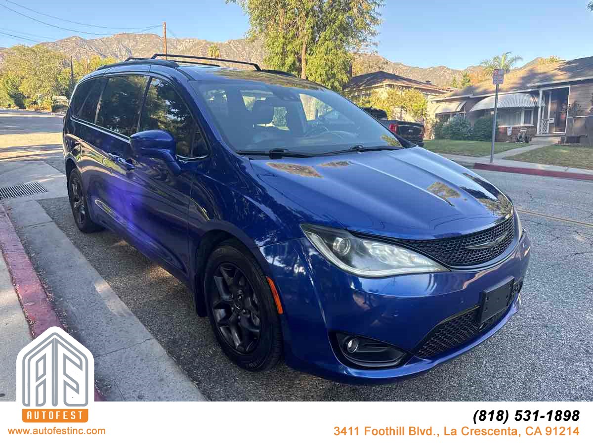2019 Chrysler Pacifica Touring L Plus