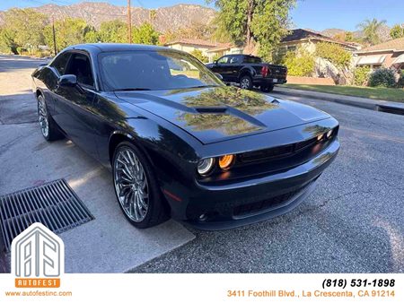 2019 Dodge Challenger SXT
