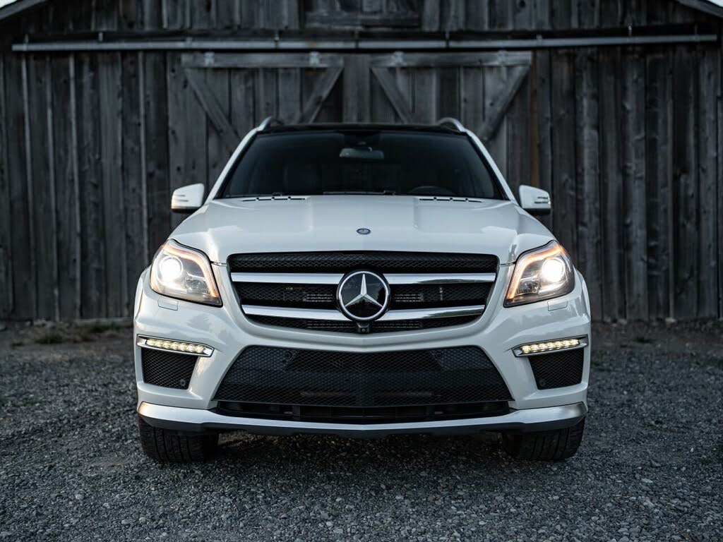 2015 Mercedes Benz GL photo 2