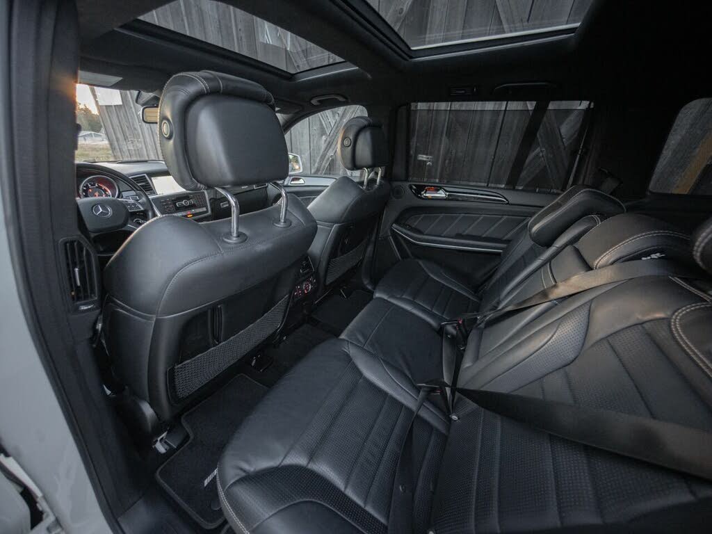 2015 Mercedes Benz GL photo 11