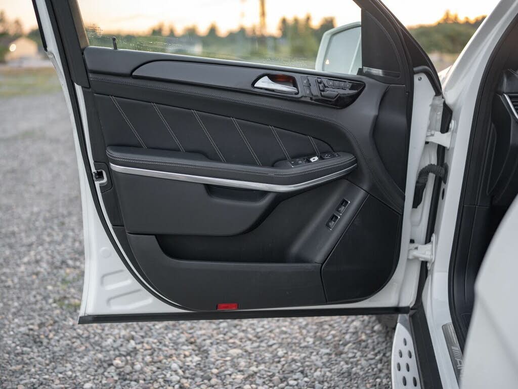 2015 Mercedes Benz GL photo 20