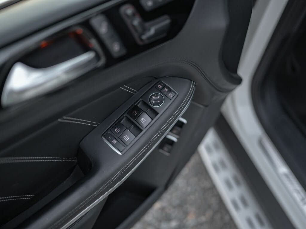 2015 Mercedes Benz GL photo 21