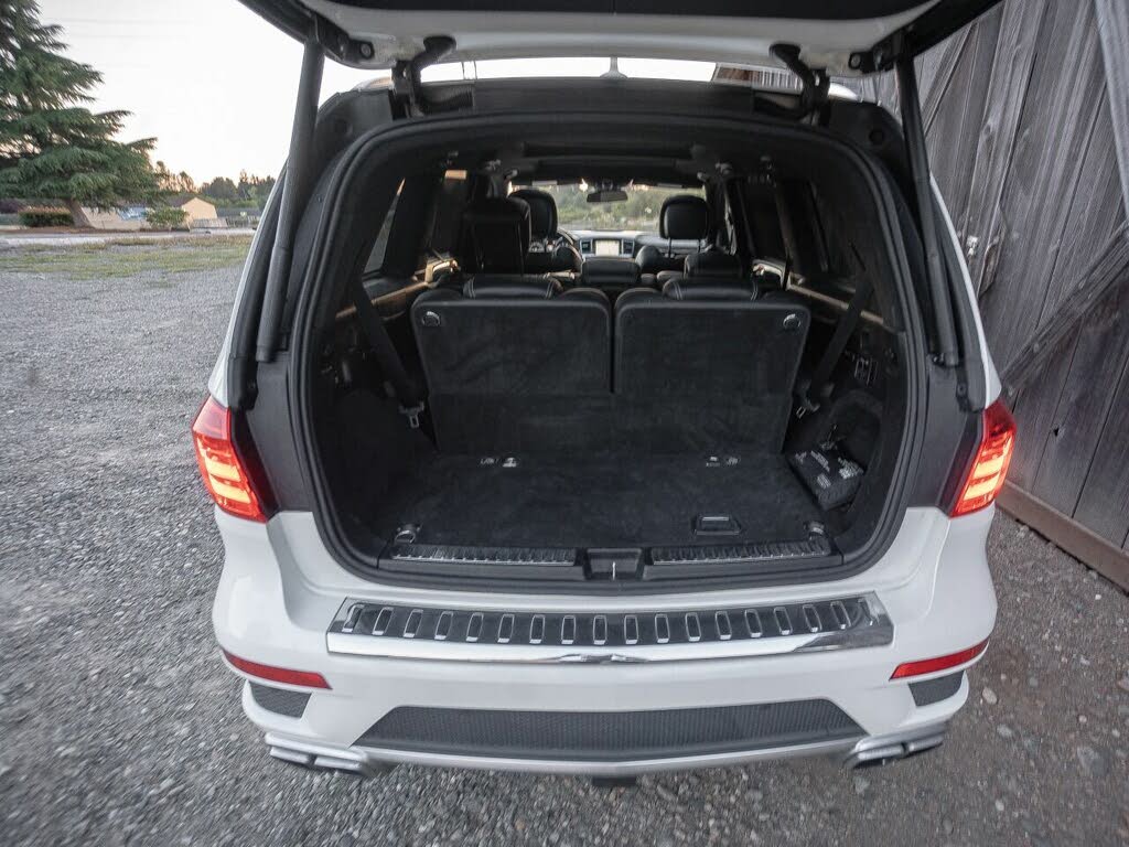 2015 Mercedes Benz GL photo 24