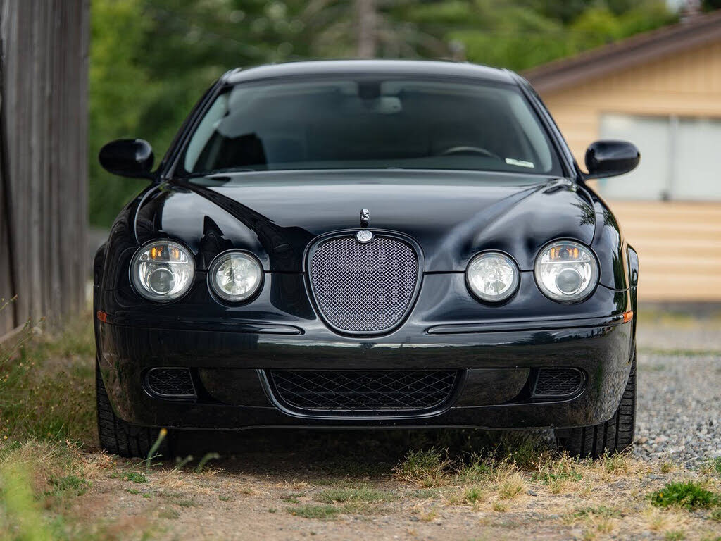 2005 Jaguar S-Type R photo 8