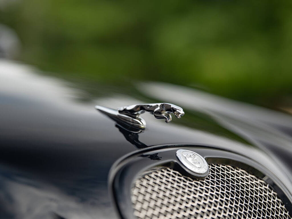 2005 Jaguar S-Type R photo 12