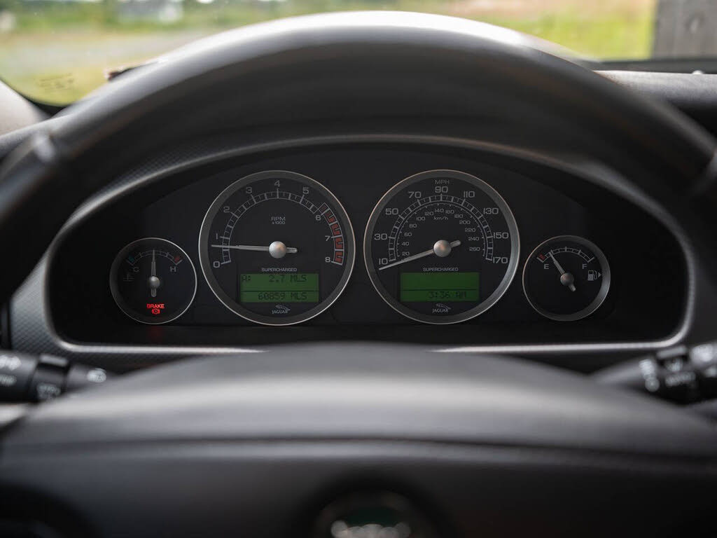 2005 Jaguar S-Type R photo 22