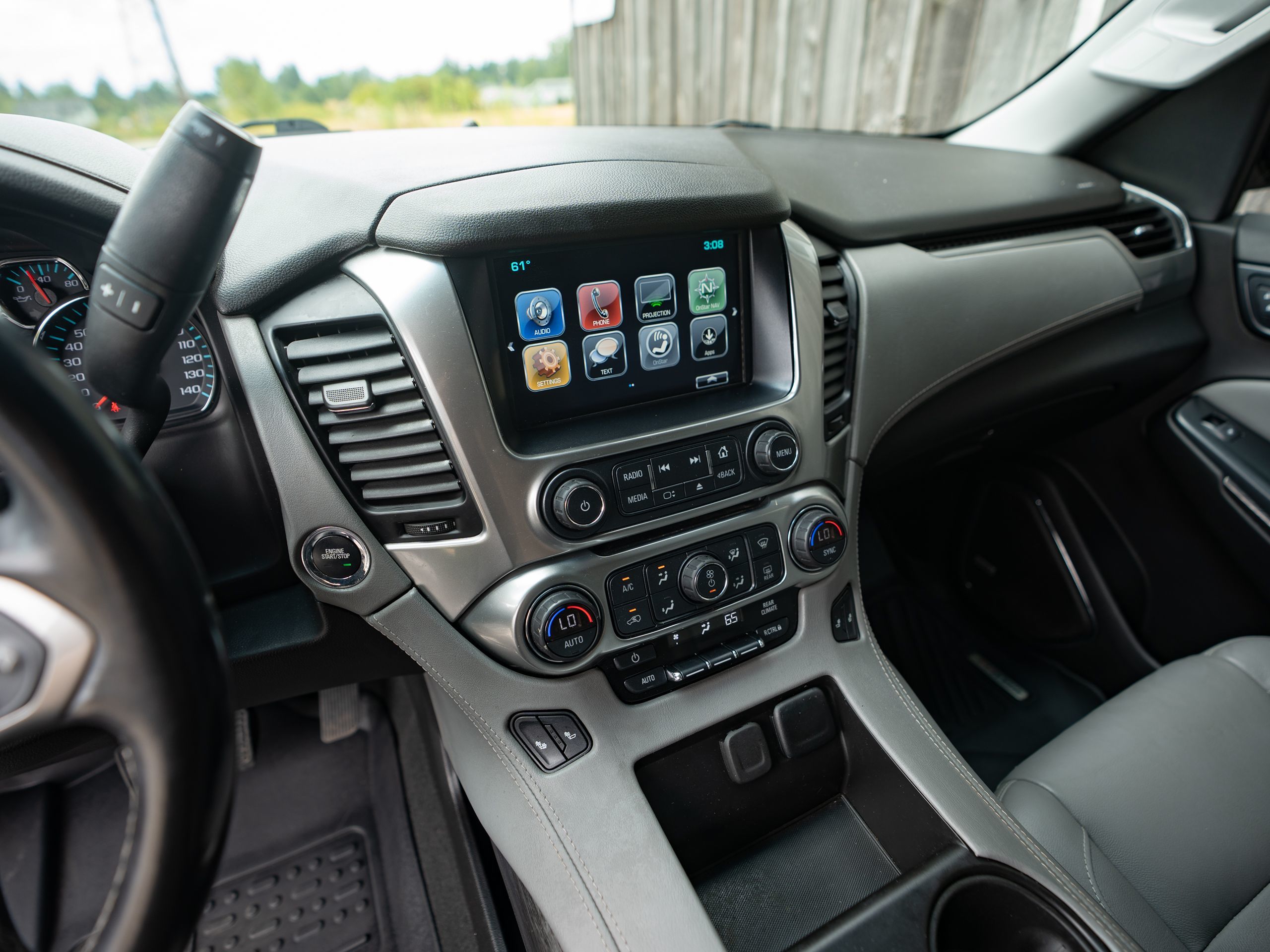 2019 Chevrolet Tahoe LT photo 20