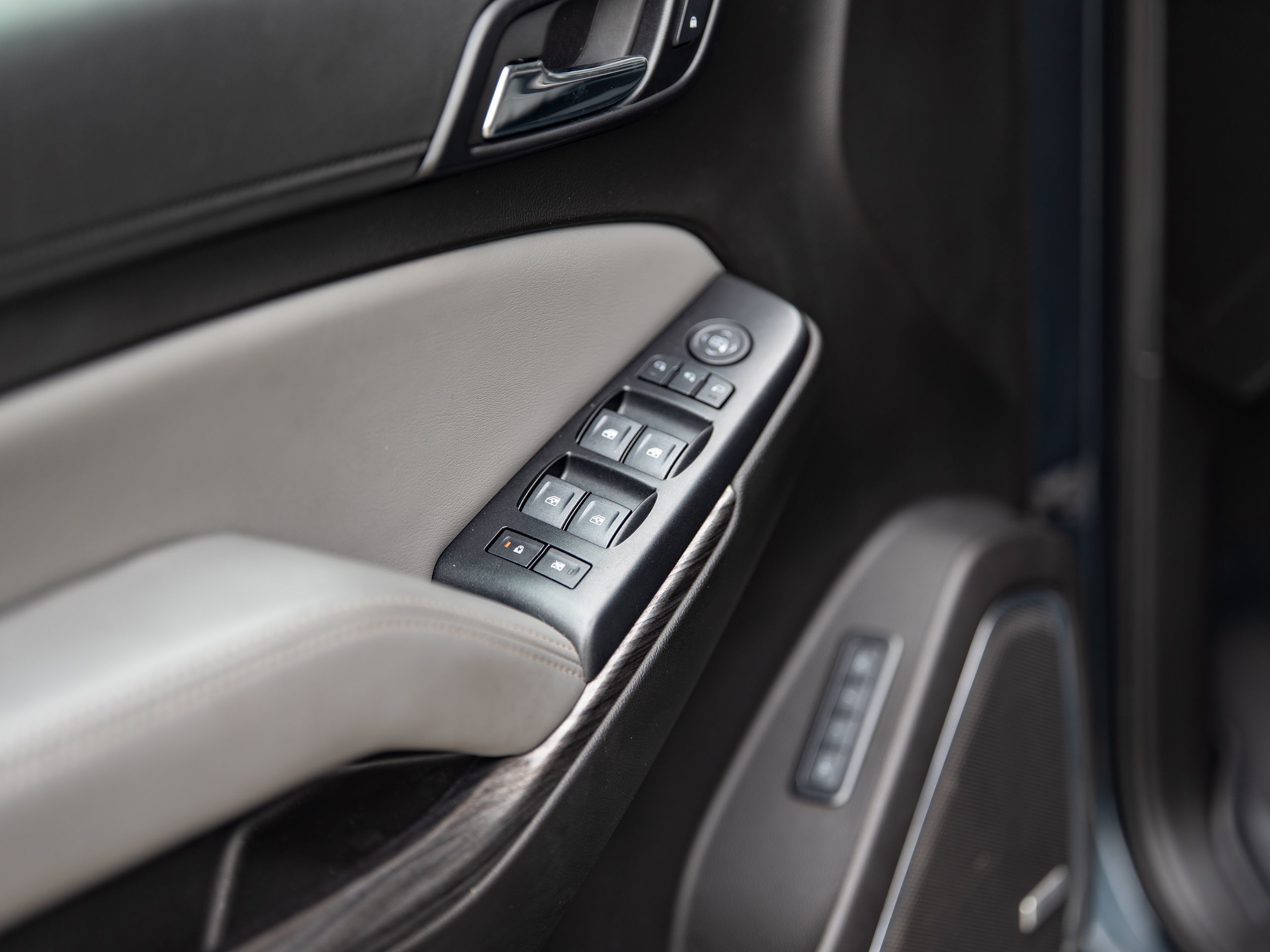 2019 Chevrolet Tahoe LT photo 27