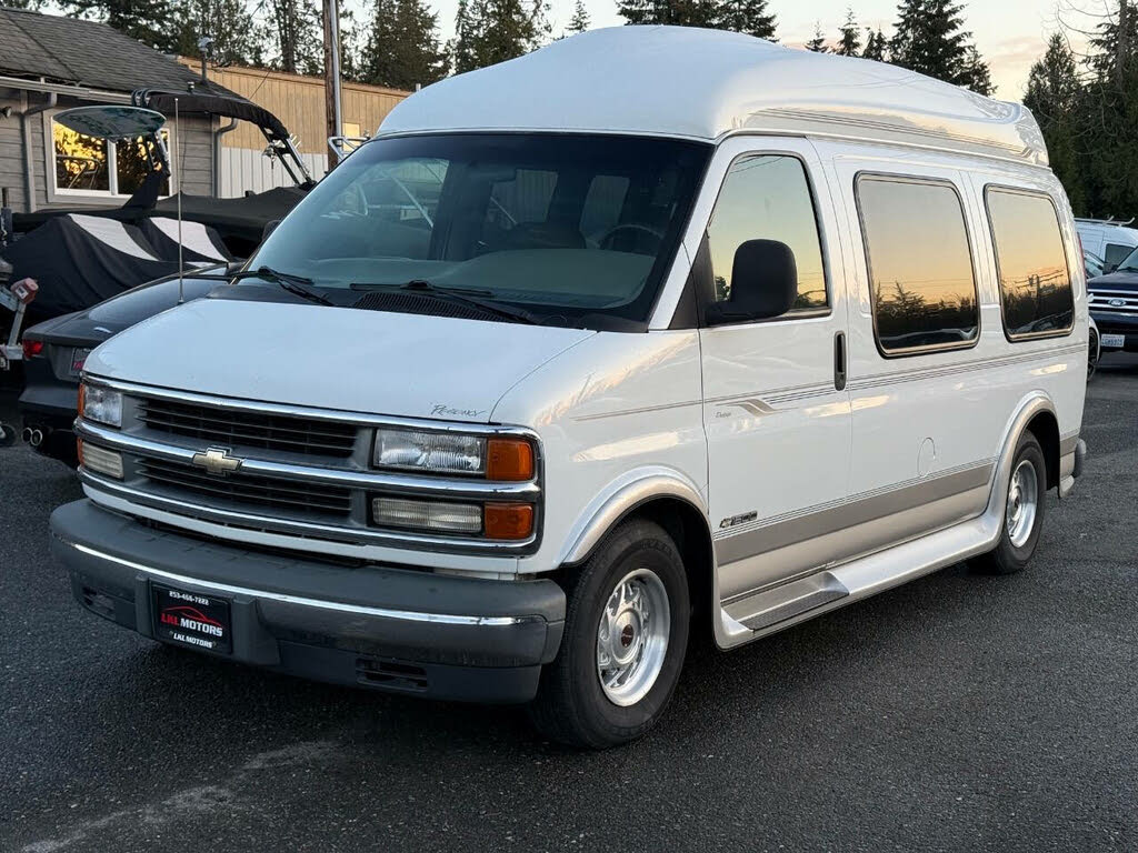 2000 Chevrolet Express Cargo Van 1500 photo 4