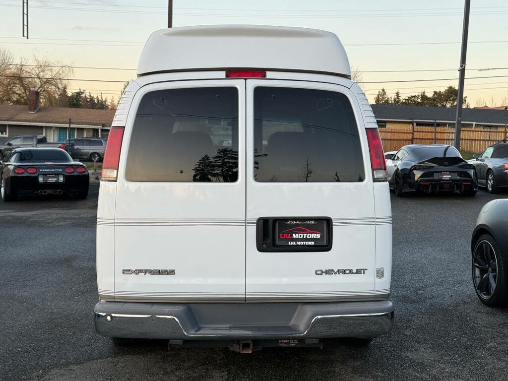 2000 Chevrolet Express Cargo Van 1500 photo 6