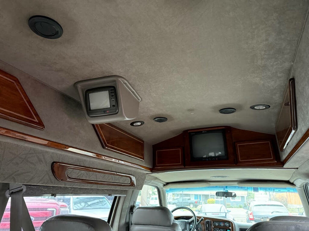 2000 Chevrolet Express Cargo Van 1500 photo 20