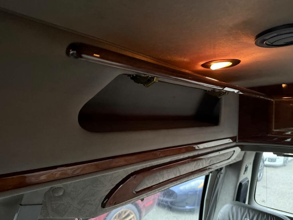 2000 Chevrolet Express Cargo Van 1500 photo 36