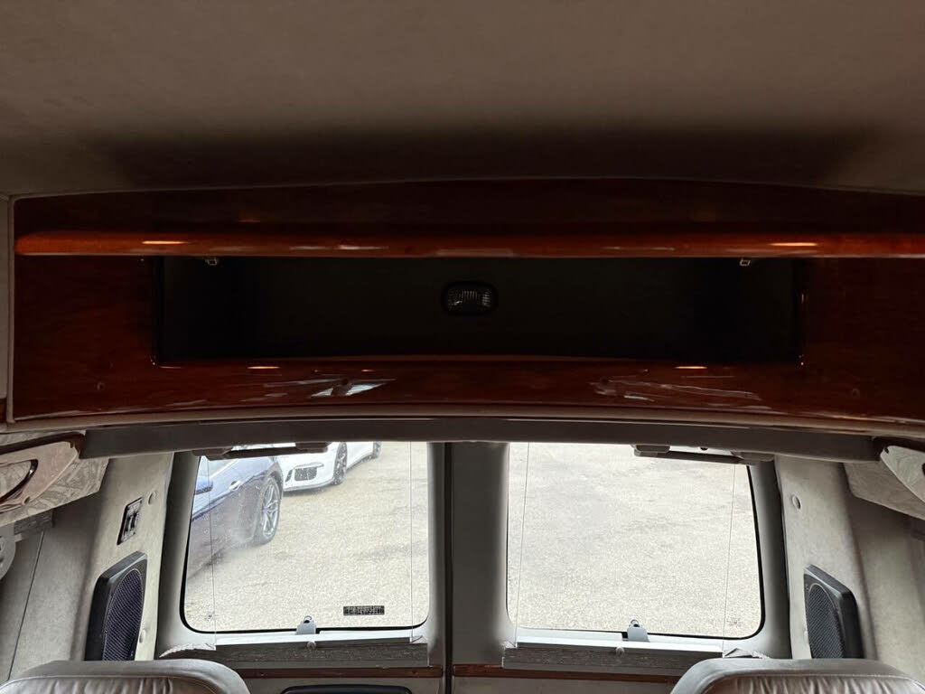 2000 Chevrolet Express Cargo Van 1500 photo 40