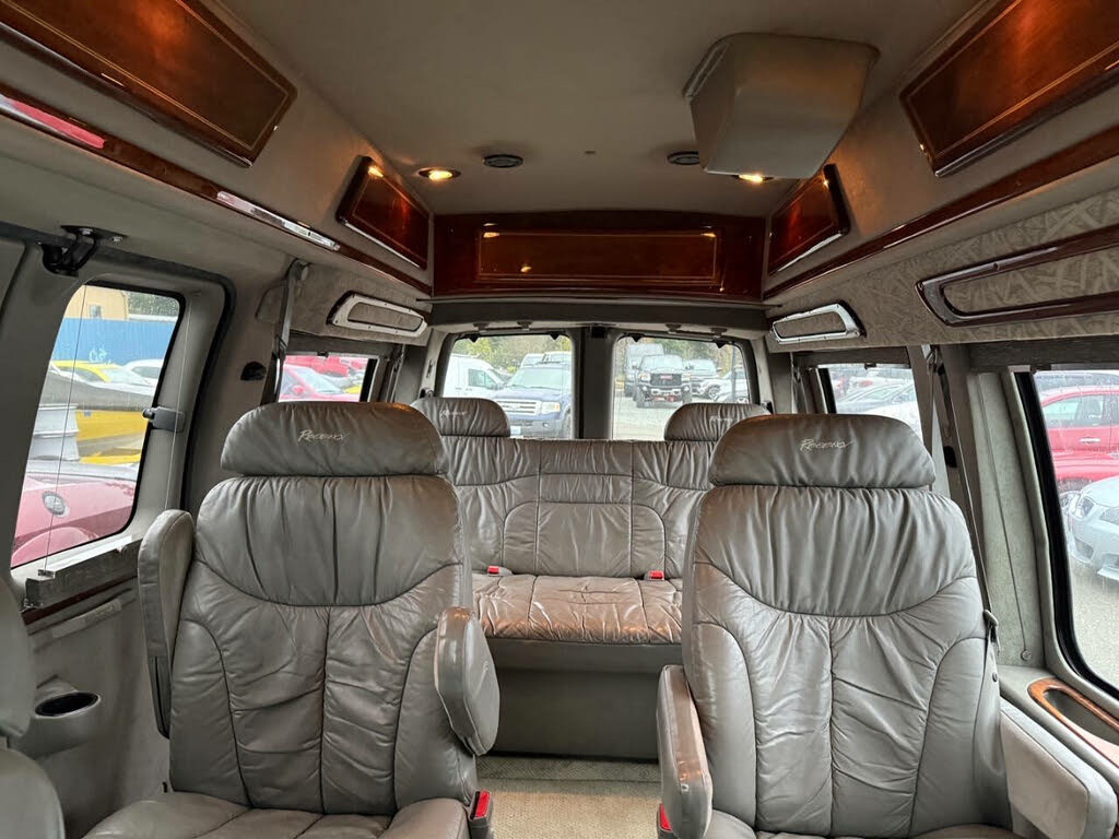 2000 Chevrolet Express Cargo Van 1500 photo 42