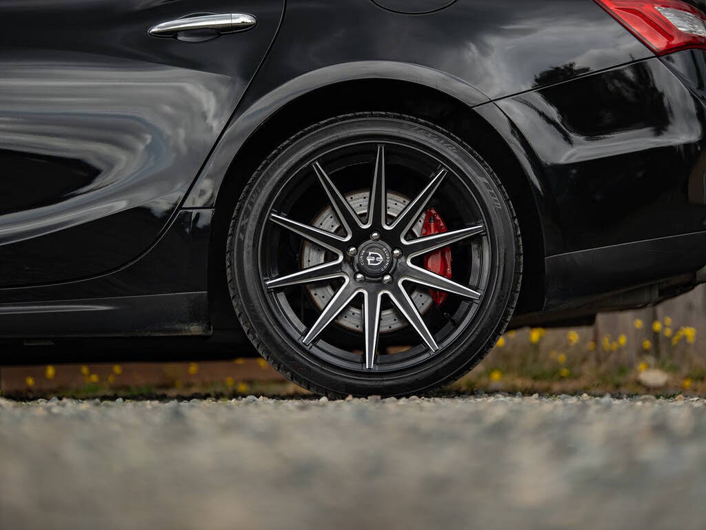 2015 Maserati Ghibli S Q4 photo 28