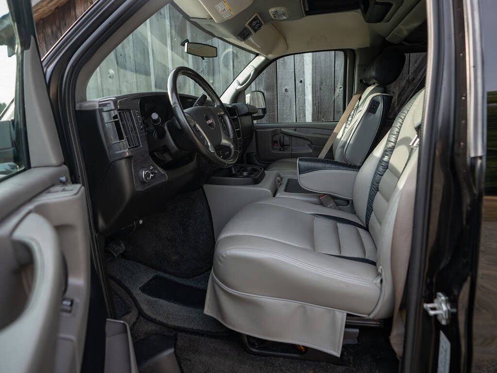 2015 Gmc Savana Cargo photo 13