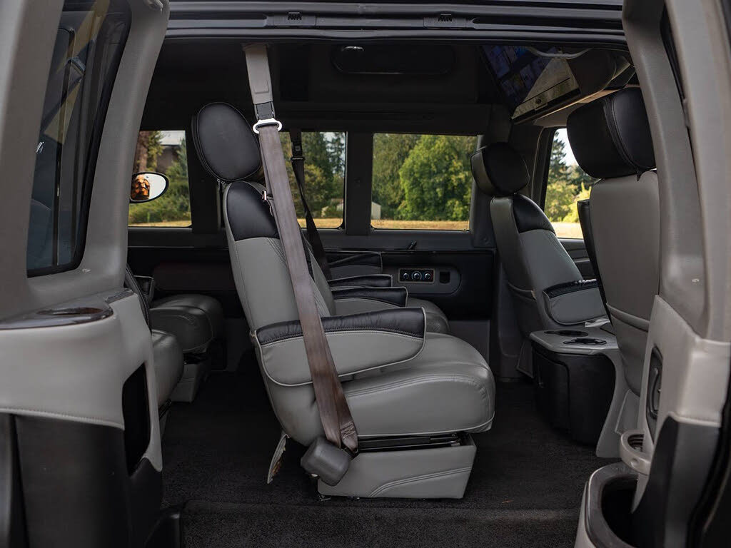 2015 Gmc Savana Cargo photo 18