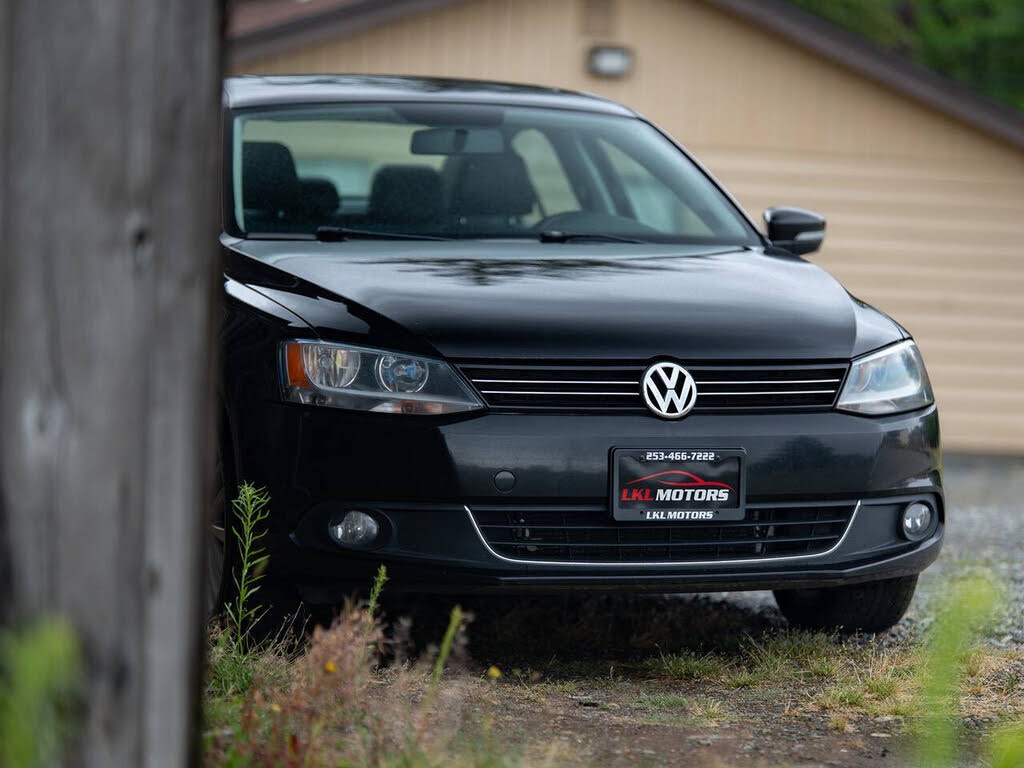 2014 Volkswagen Jetta TDI photo 9