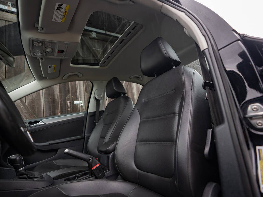 2014 Volkswagen Jetta TDI photo 11